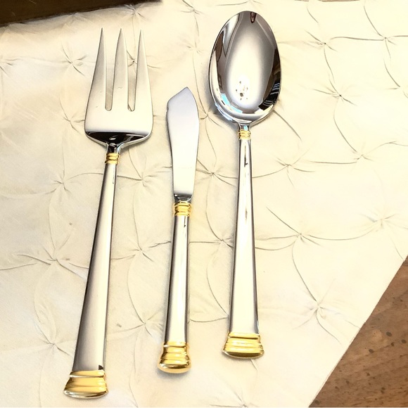 🦋 LENOX 18/10 flatware, 5 pc service for 8 with extra serve spoon & fork - Picture 5 of 10